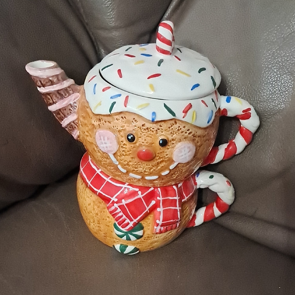 Gingerbread Man Teapot And Cup with Candy Cane Handle